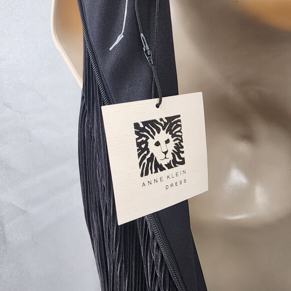 Anne Klein Size 2 Womens Black Pleated Sleeveless Wide Leg Jumpsuit - Picture 12 of 12